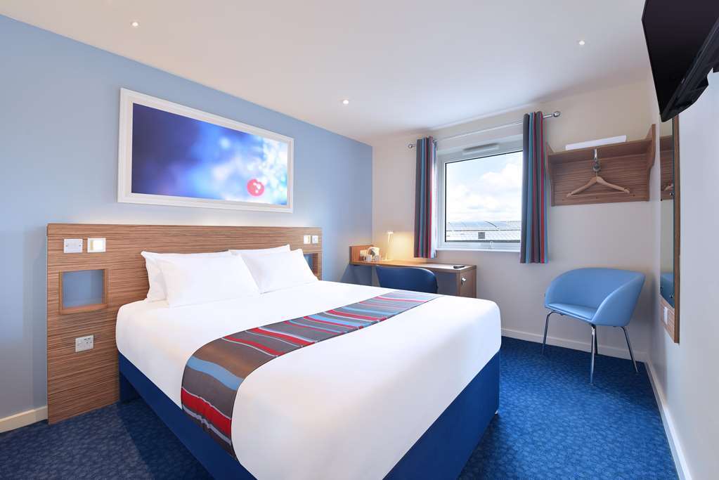 Travelodge Birmingham Саттон-Колдфілд Номер фото